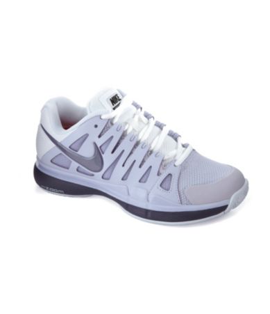 dillards nike tennis shoes