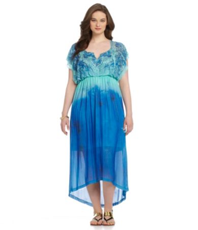 Trendy Plus-Size Dress| ElegantPlus.com Editor's Pick