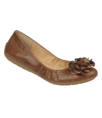 shop all naturalizer naturalizer uma ballet flats print wanelo tweet ...