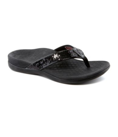 dillards vionic beach shoes