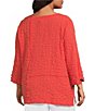 Color:Coral - Image 4 - Plus Size Textured Woven Tunic Round Neck Accent Button 3/4 Sleeve Tunic
