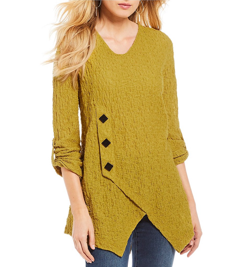 Ali Miles Long Sleeve Asymmetric Hem Textured Knit Solid Top