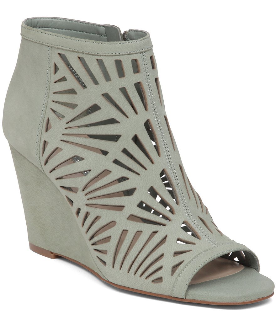 BCBGeneration Speranza Cutout Side Zip Closure Peep Toe Wedges