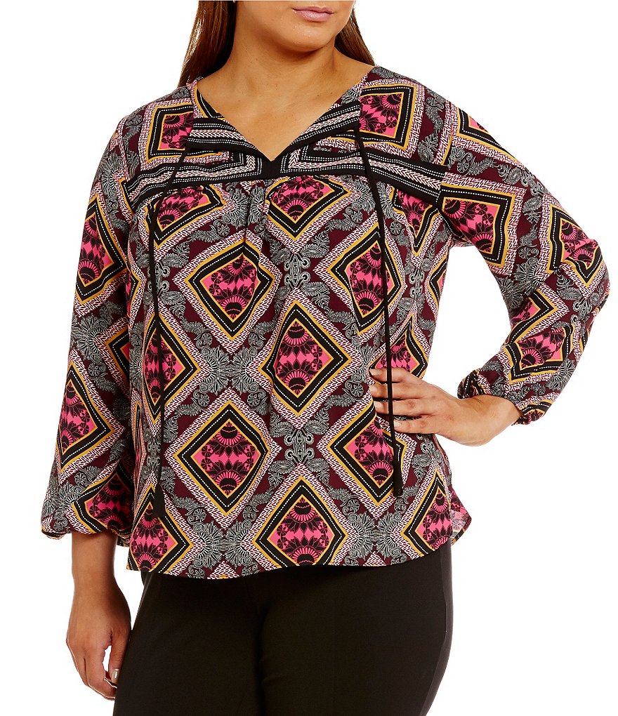 Gibson & Latimer Plus Tile Print Blouse