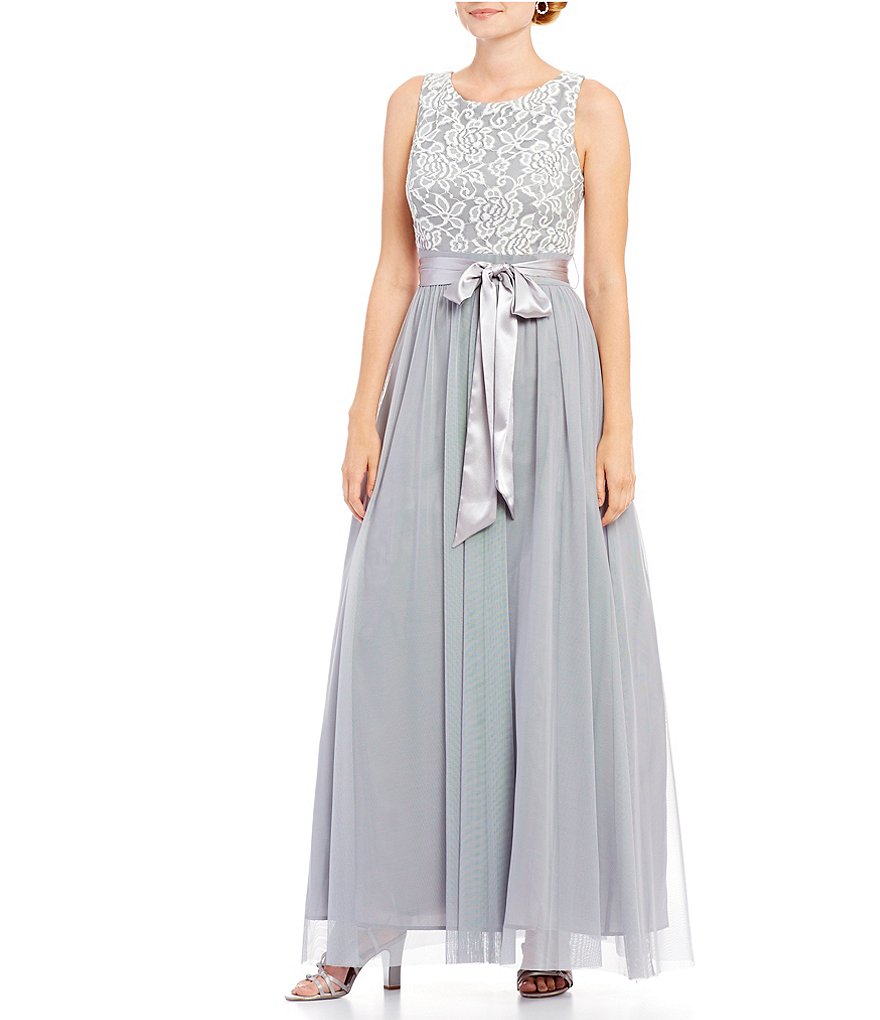 Jessica Howard Petite Embroidered-Bodice Ballgown