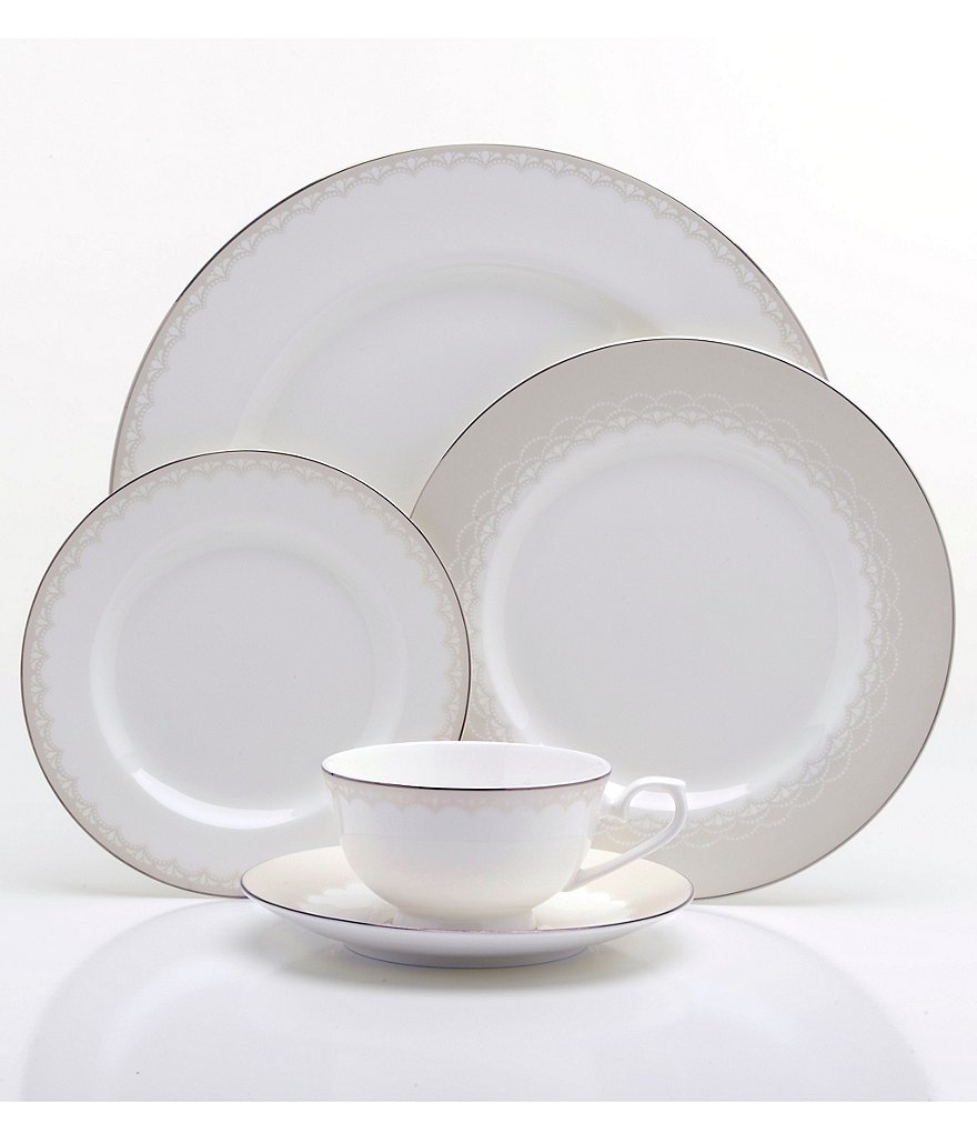 Oneida Heirloom Collection Juilliard 5-Piece Place Setting