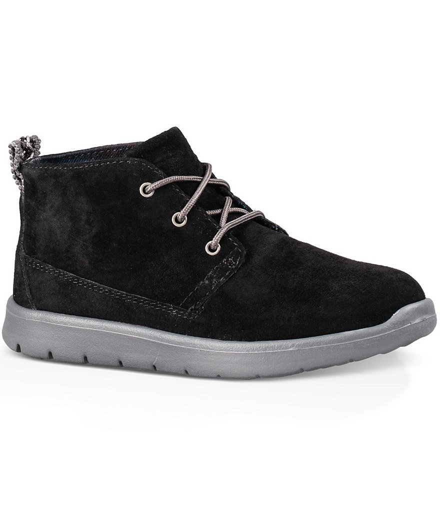 UGG® Boys´ Canoe Suede Chukka Boots
