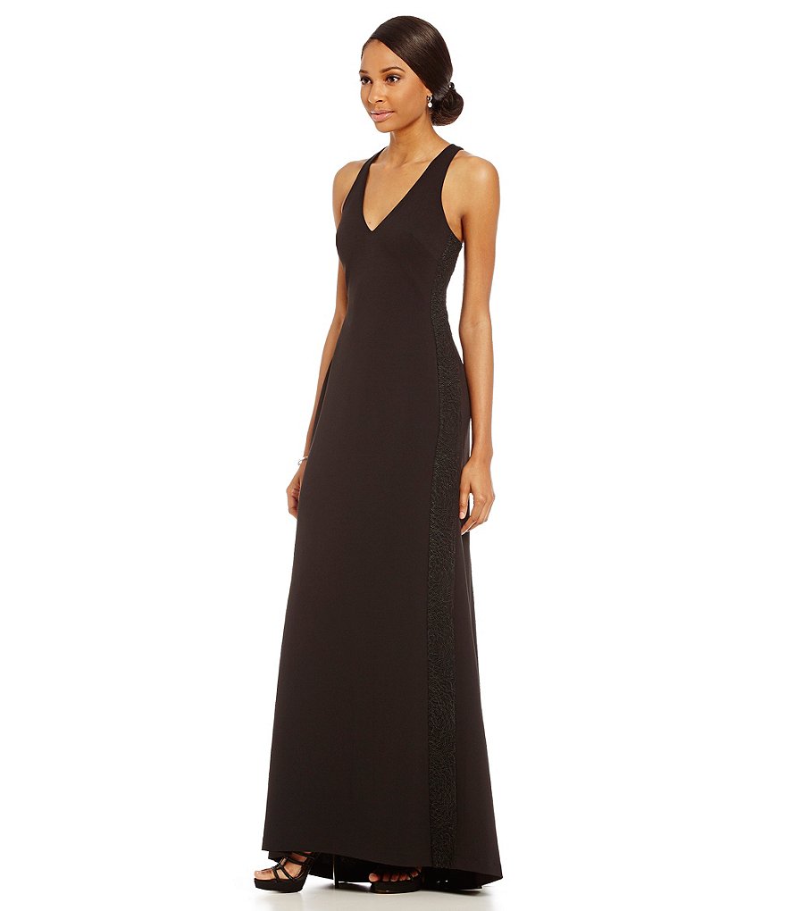 Vera Wang V-Neck Halter Gown