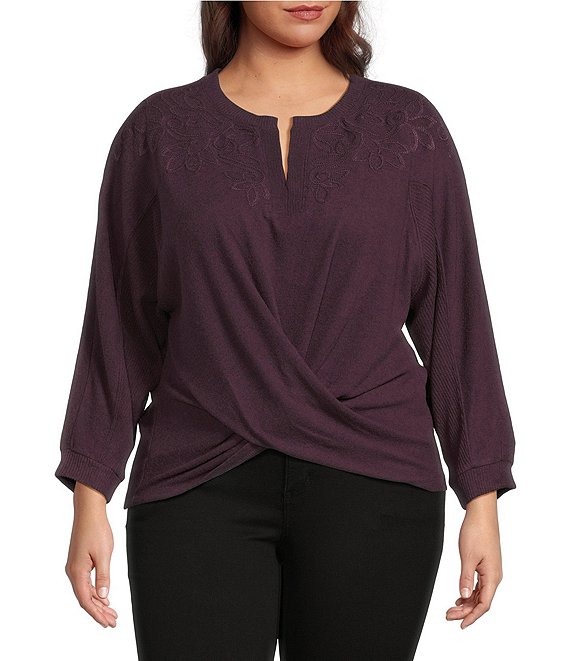 Democracy Plus Size Mixed-Media Knit Split V-Neck 3/4 Sleeve Twist Front Hem Top, Heather Concord Grape - Image 1
