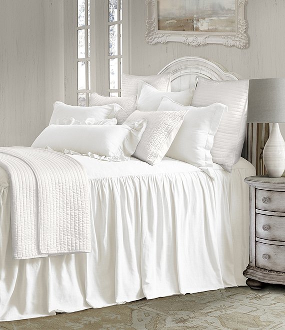 Color:White - Image 1 - Luna Bedspread Mini Set