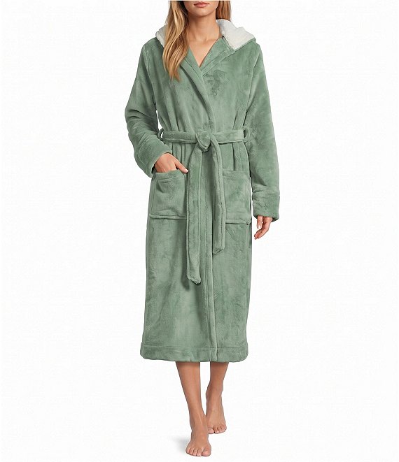 LL.Bean Hooded Wicked Plush Robe