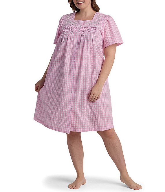 Miss Elaine Plus Size Seersucker Check Print Short Sleeve Square Neck Short Snap-Front Robe, Pink/White Check - Image 1