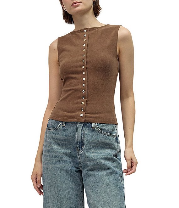 Mod Ref Button Front Sleeveless Knit Top