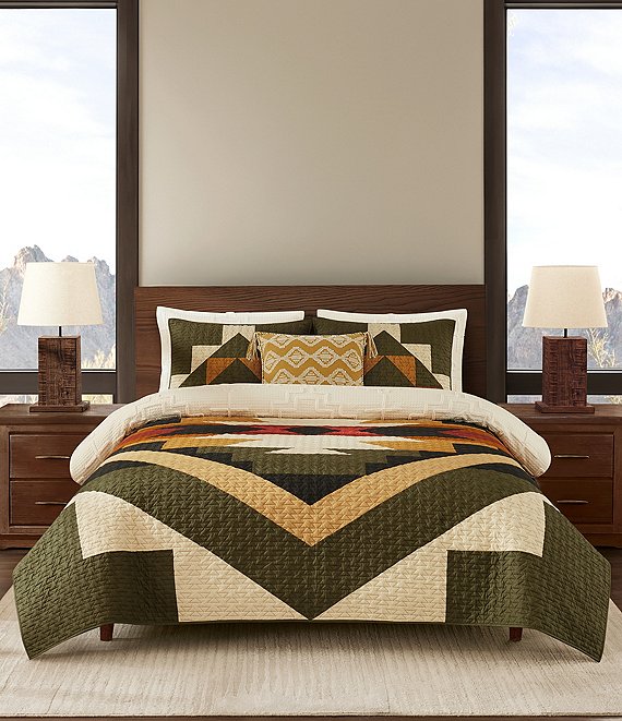 Pendleton Southwestern Geometric Pattern Tumalo Quilt Mini Set, Green - Image 1