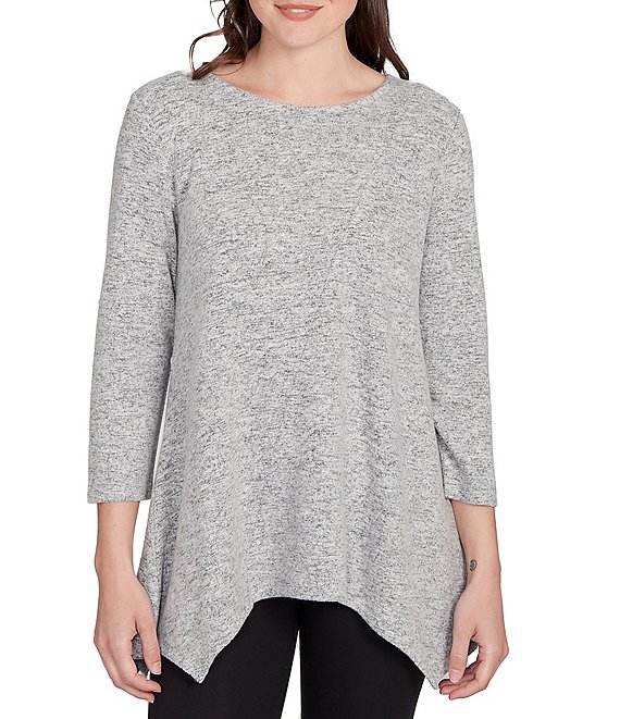 Ruby Rd. Scoop Neck 3/4 Sleeve Sharkbite Hem Knit Top, Grey Heather - Image 1
