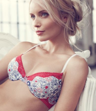 b.tempt�d by Wacoal Soft Touch Push-Up Bra