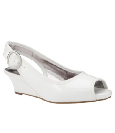 Jessica Simpson Girls Penn Wedges