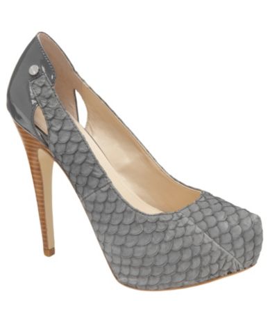 Calvin Klein Evonne Pumps