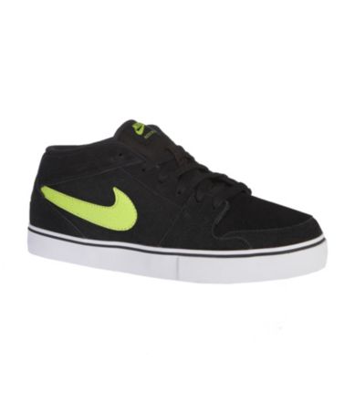 Nike Men�s Ruckus LR Skate Sneakers