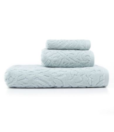 Bath Towels, Washcloths, Hand Towels & Bath Sheets | Dillards