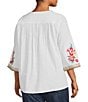 Color:White Multi - Image 3 - Plus Size Embroidered Patchwork Woven V-Neck 3/4 Sleeve Tunic