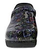 Color:Floating Hearts Patent - Image 4 - XP 2.0 Floating Hearts Print Patent Leather Clogs