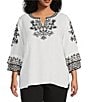 John Mark Plus Size Floral Embroidered Split V-Neck 3/4 Sleeve Tunic, Color:Black White - Image 1