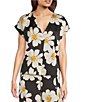 MELLODAY Coordinating Satin Daisy Print V-Neck Cap Sleeve Top - Image 1