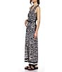 Color:Black/White - Image 3 - Printed Collared V-Neck Sleeveless Maxi Dress