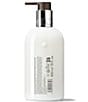 Molton Brown undefined, 00000001__20572630_01_ai - undefined