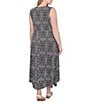 Ruby Rd. Plus Size Knit Medallion Scoop Neck Sleeveless Hi-Low Hem Shift Dress, Color:Black/White - Image 2