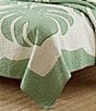 Color:Green - Image 4 - Hawaiian Molokai Leaf Cotton Quilt