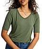 Tommy Bahama V-Neck Short Sleeve Tee Shirt - Image 4