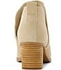 TOMS undefined, 00000000_zi_452bd87e-ad39-463e-a53e-a1cde6064710__02_ai - undefined