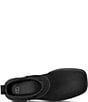 UGG undefined, 00000000_zi_b4191bfb-8c47-496e-a6ea-342f7f40cd63__04_ai - undefined