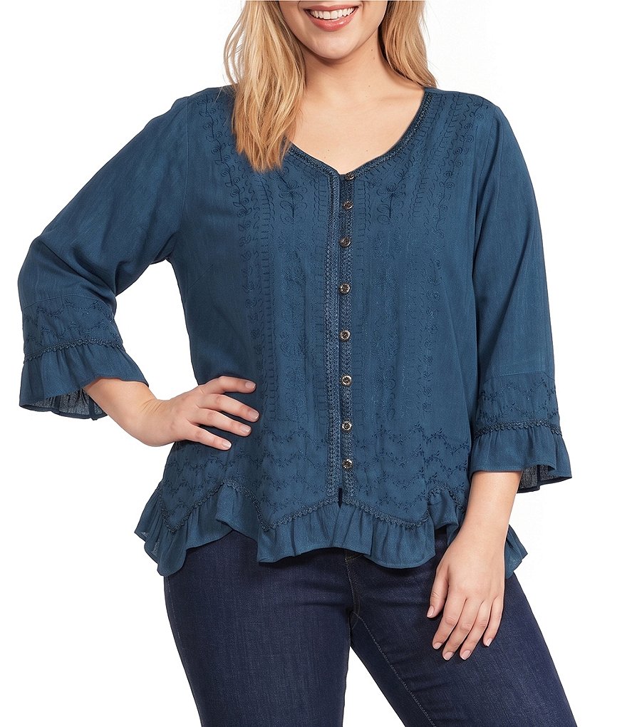 Plus Size Woven Embroidered Motif V-Neck 3/4 Sleeve Handkerchief Button Front Top