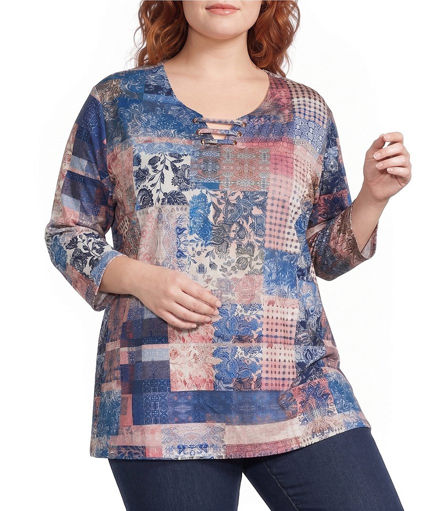 Plus Size Flowering Plaid Print 3/4 Sleeve Split-V Neck Knit Top
