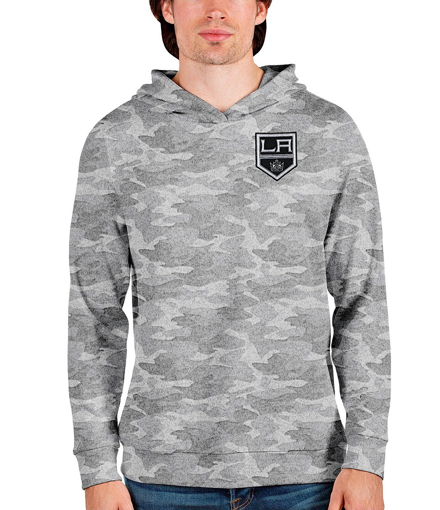 Men's Antigua Camo Las Vegas Raiders Team Absolute Pullover Hoodie 