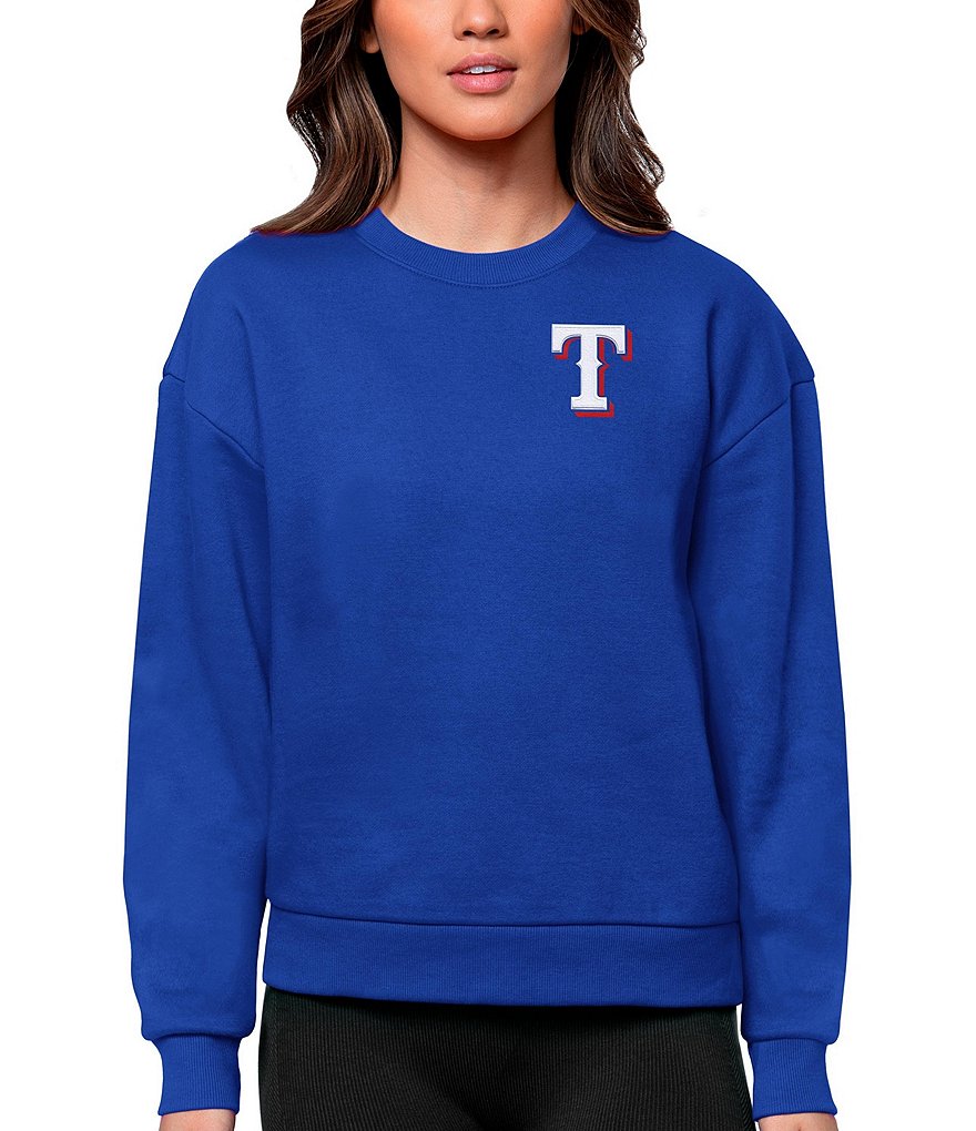 Antigua Women's New York Yankees White Victory Crew Pullover