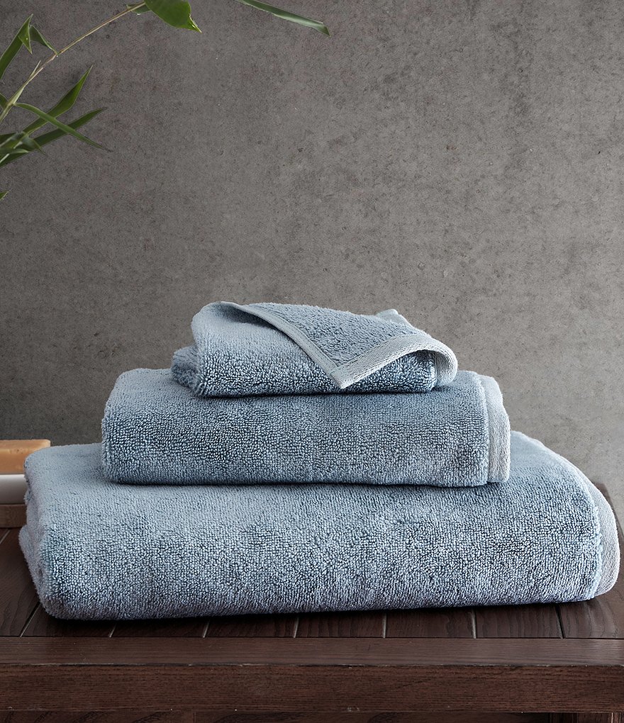 https://dimg.dillards.com/is/image/DillardsZoom/main/bamboo-bliss-resort-bamboo-collection-by-rhh-bath-towels/00000000_zi_aecab890-e508-4802-af25-a31a77bff50e.jpg