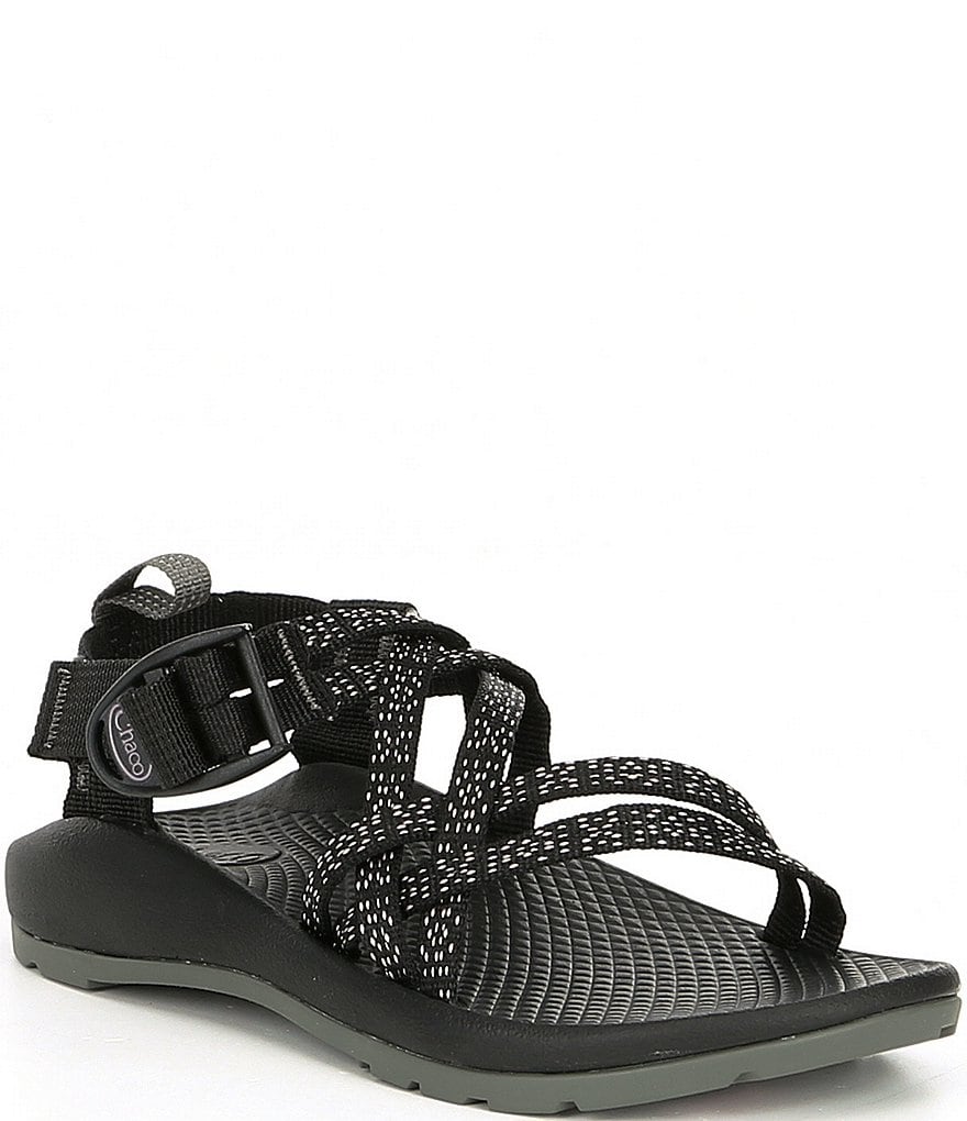 youth girl chacos