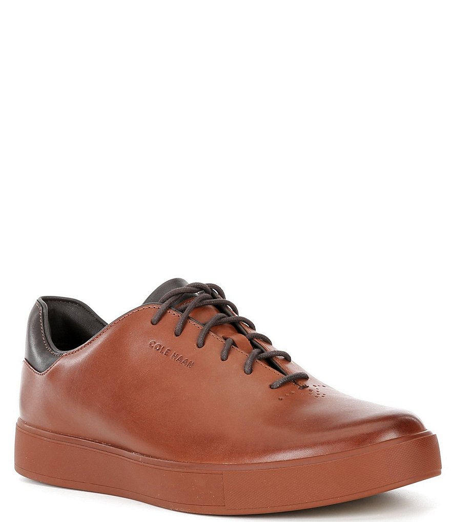Cole Haan Men display picture 3