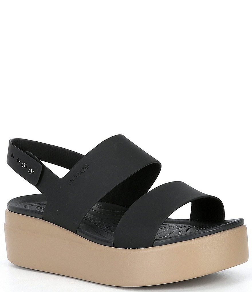 ◆CROCS◆ Women's Brooklyn Low Wedge BKM 25SWSD206453 Amazon.com | Crocs Brooklyn Low Wedge Latte/Mushroom 3 M