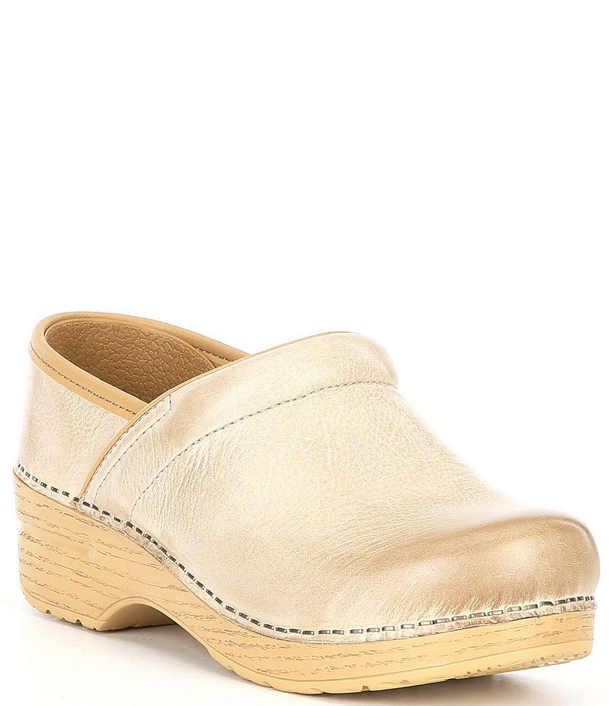 Gold best sale dansko clogs