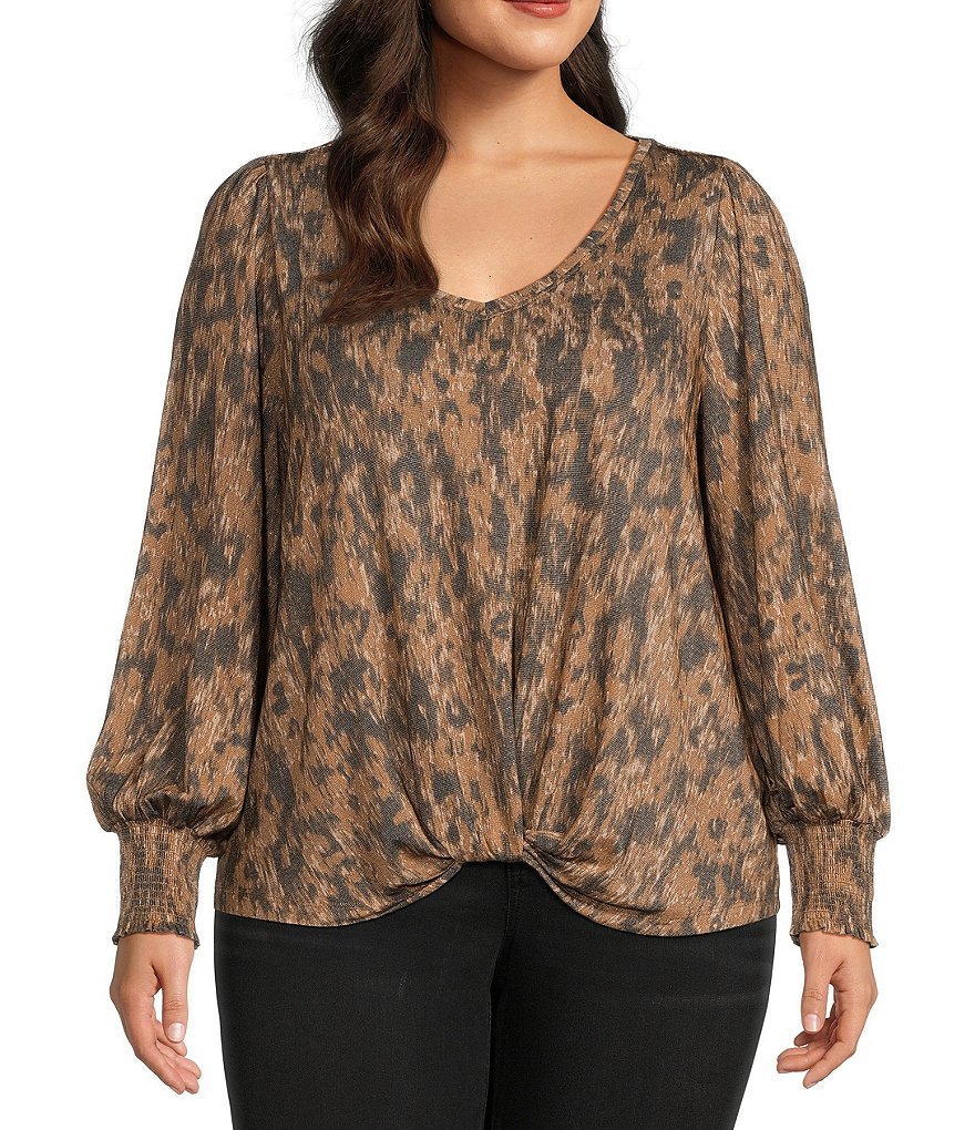 Democracy Plus Size Mineral Wash Print V-Neckline Long Blouson Sleeve Twist  Front Hem Knit Top