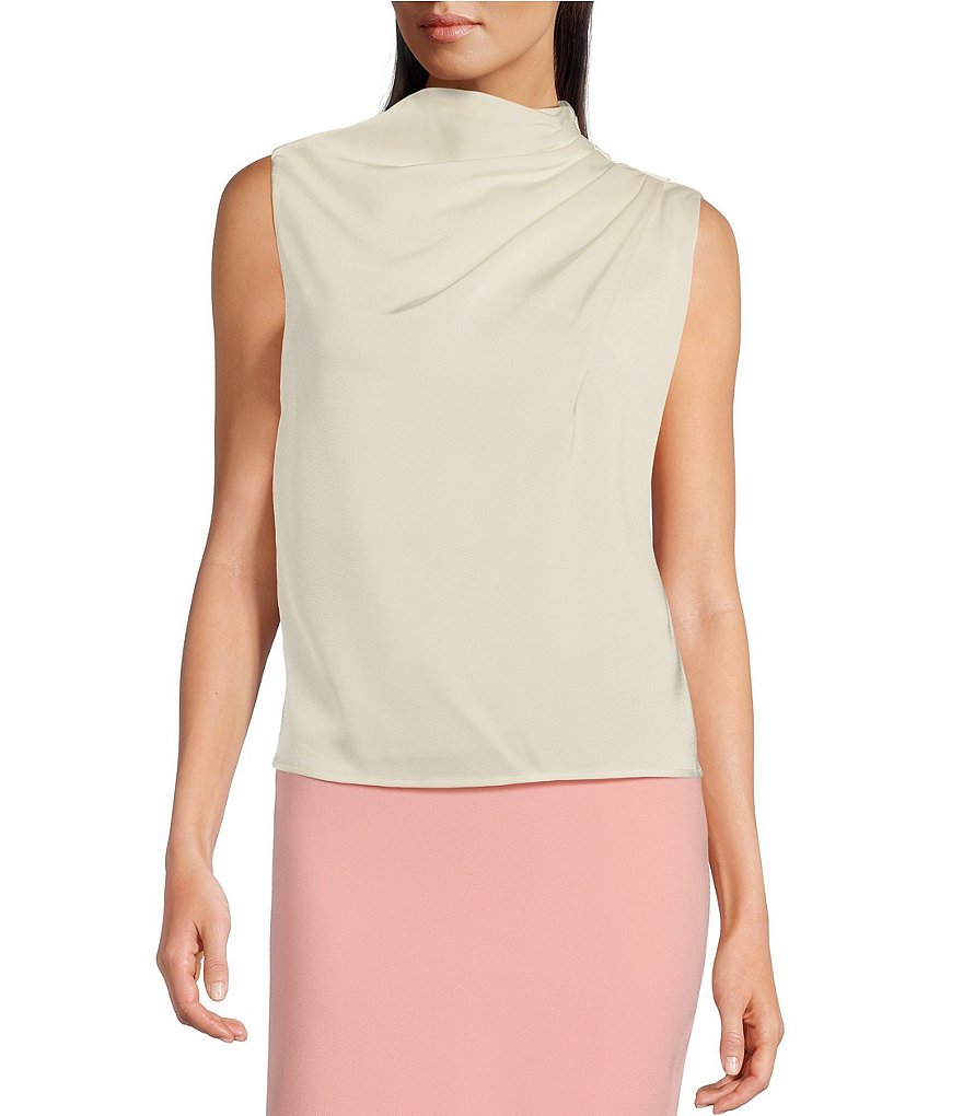 Donna’s Detail Blouse