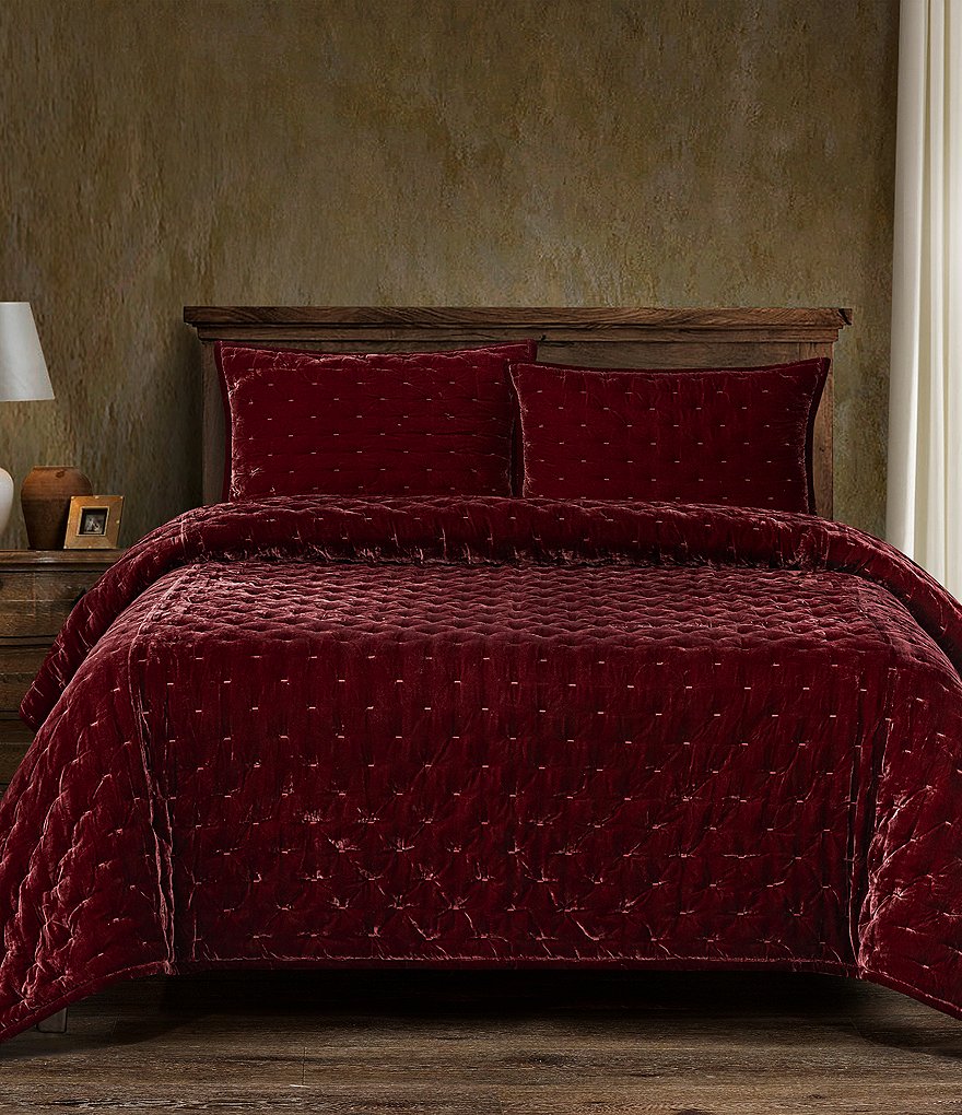 HiEnd Accents Stella Silk Velvet Quilt