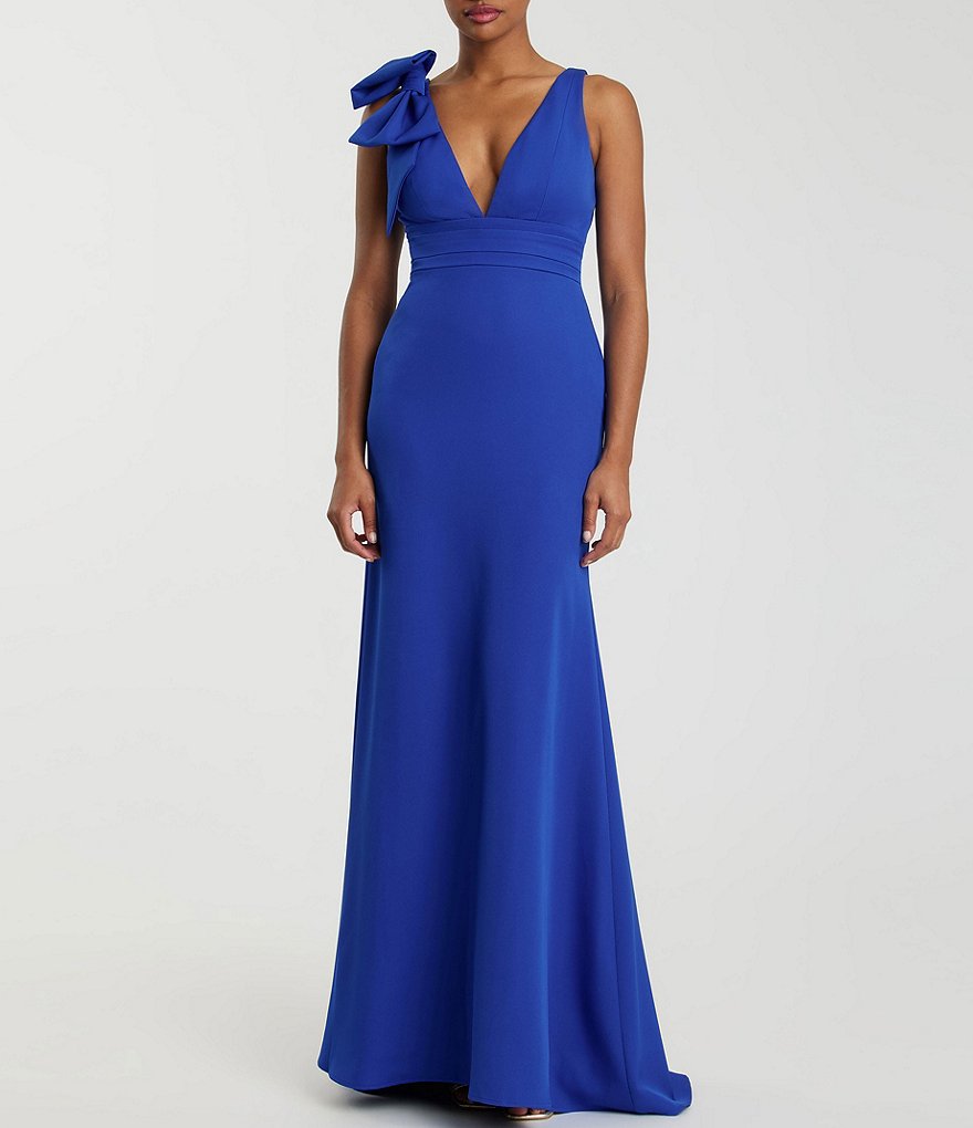 Mac outlet Duggal Organza Plunging V Neck Gown