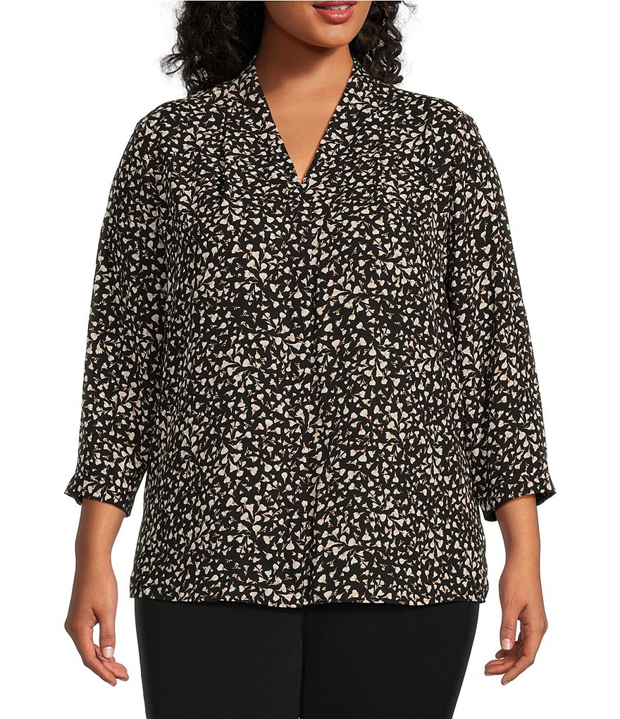 Investments Plus Size Caroline Signature Floating Buds V-Neck 3/4