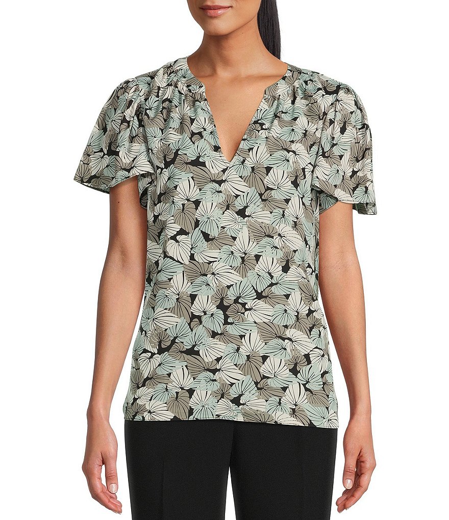 Kasper Tropical Leaf Print Woven Split V Neck Short Flutter Sleeve Top